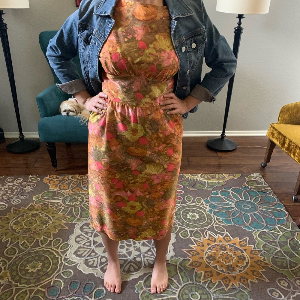 Vintage dress back